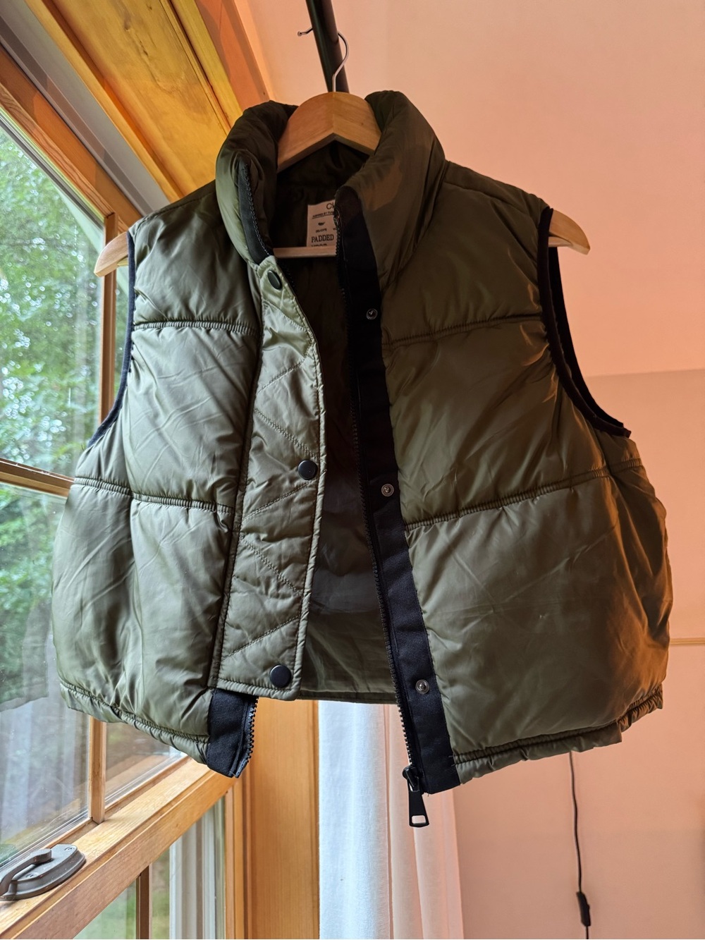Cropped Olive Green Padded Puffer Vest